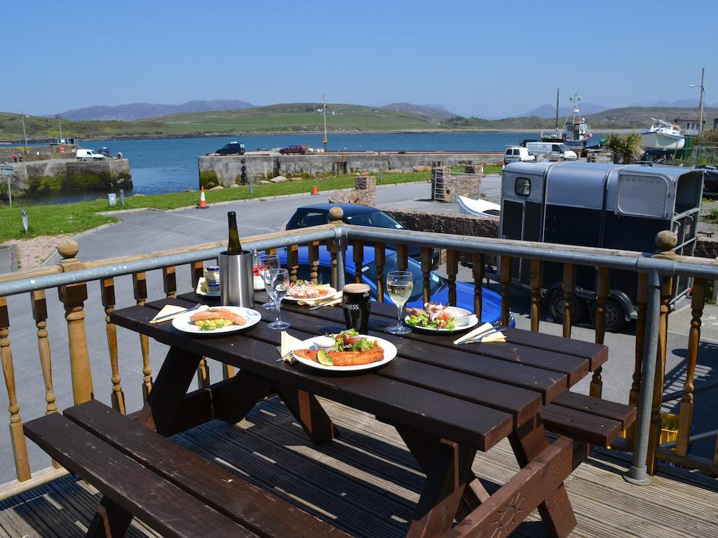 Oliver'S Seafood Bar, Bed & Breakfast Cleggan Exterior foto
